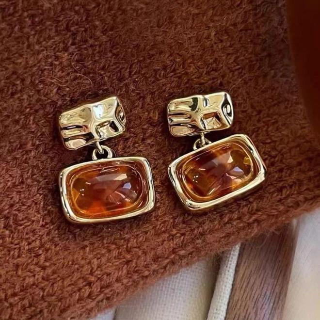 贵耳环惊艳住了谁戴都好看！开元棋牌被这10对中古富(图14)