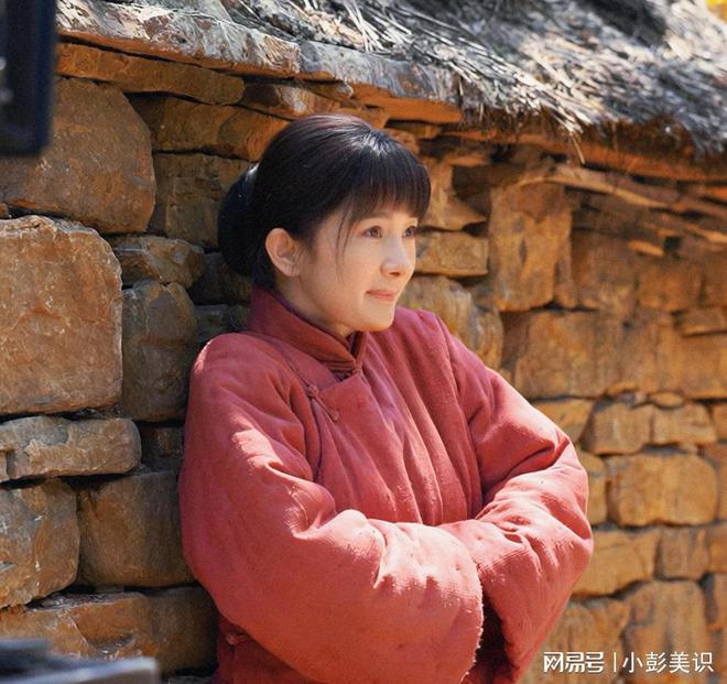 麦同框看清三人穿搭才懂和少女区别开元棋牌试玩这一夜姚晨杨幂赵今(图11)