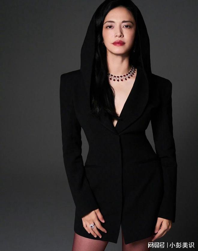 麦同框看清三人穿搭才懂和少女区别开元棋牌试玩这一夜姚晨杨幂赵今(图16)