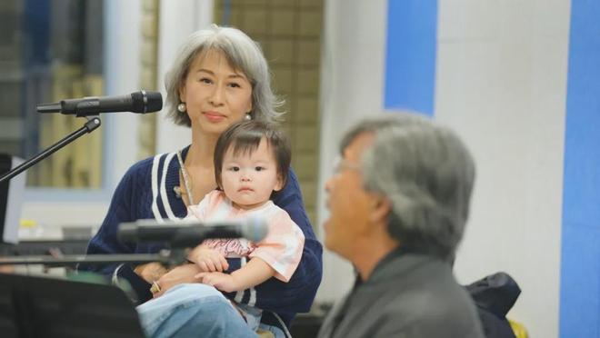育之謎互爆對方核突習慣竟與廁所有關开元棋牌林子祥葉蒨文親解多年不生(图4) 育之謎互爆對方核突習慣竟與廁所有關开元棋牌林子祥葉蒨文親解多年不生(图4)