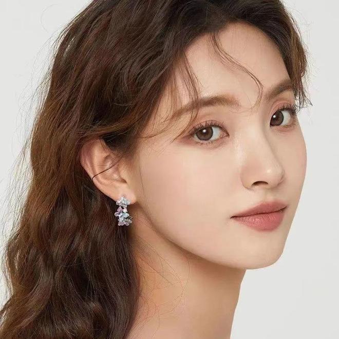 测你最适合哪种首饰？ky开元棋牌脸型自(图2)