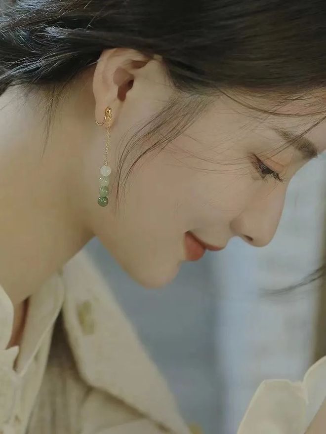 测你最适合哪种首饰？ky开元棋牌脸型自(图6)