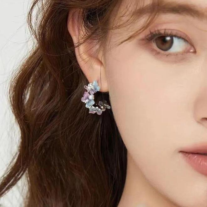 测你最适合哪种首饰？ky开元棋牌脸型自(图26)